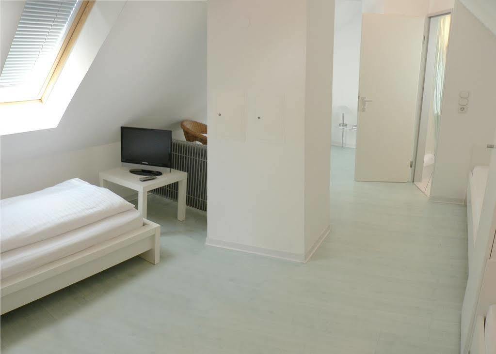 Hotel Till Eulenspiegel - Nichtrauchhotel - Garni Würzburg Esterno foto